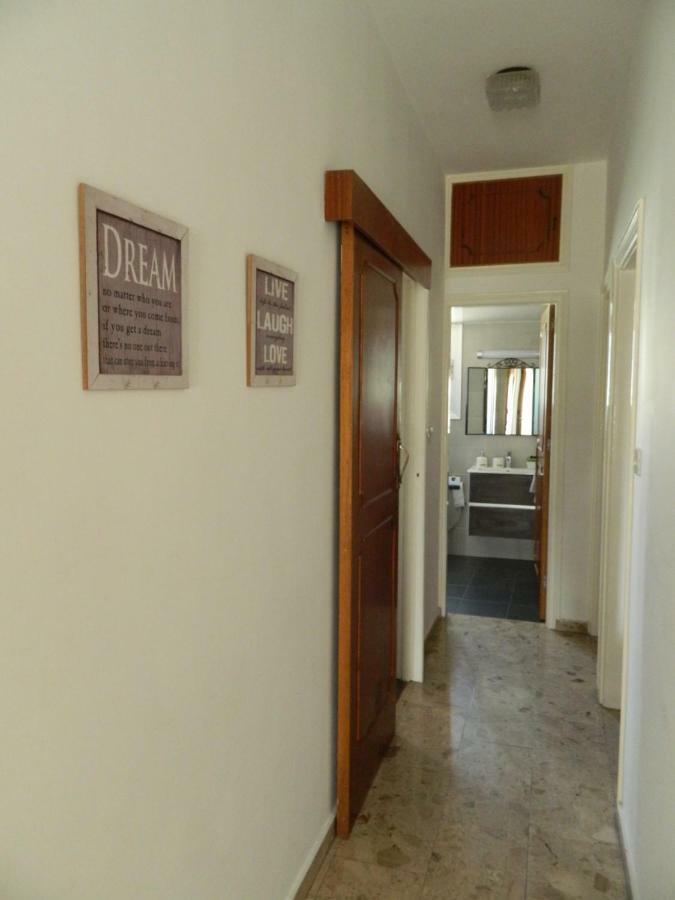 Family Nest In The Heart Of Limassol Villa Екстериор снимка
