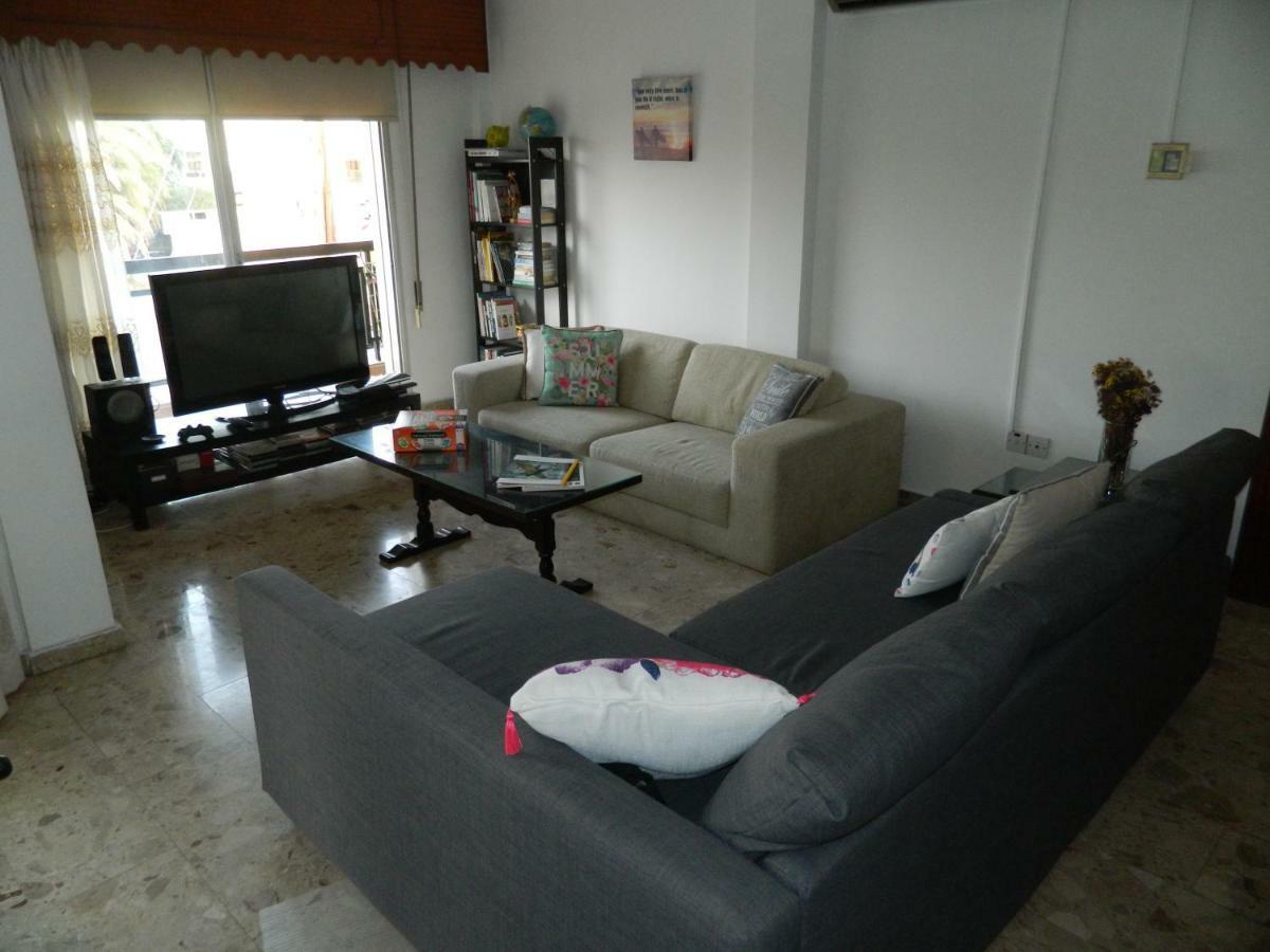 Family Nest In The Heart Of Limassol Villa Екстериор снимка