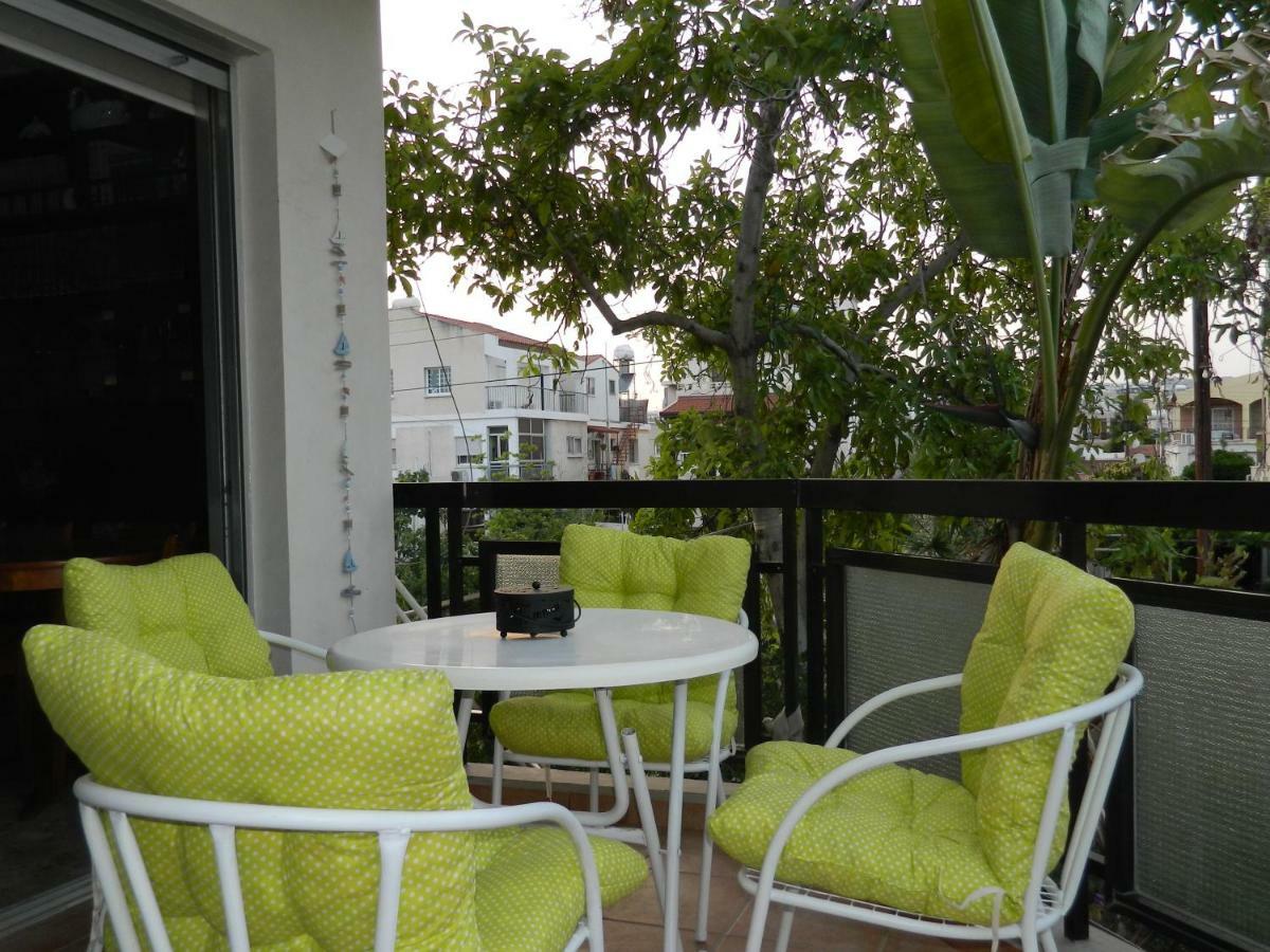 Family Nest In The Heart Of Limassol Villa Екстериор снимка