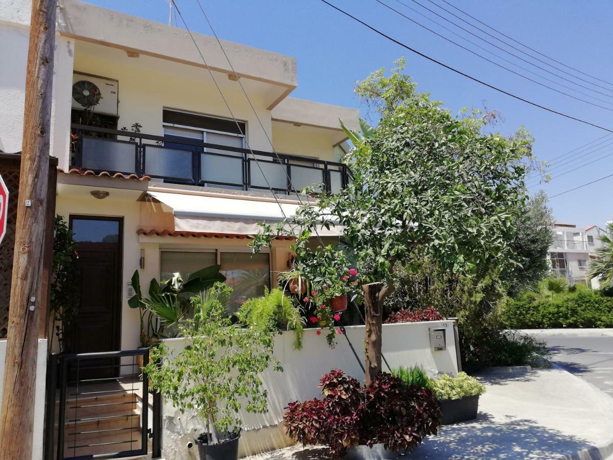 Family Nest In The Heart Of Limassol Villa Екстериор снимка