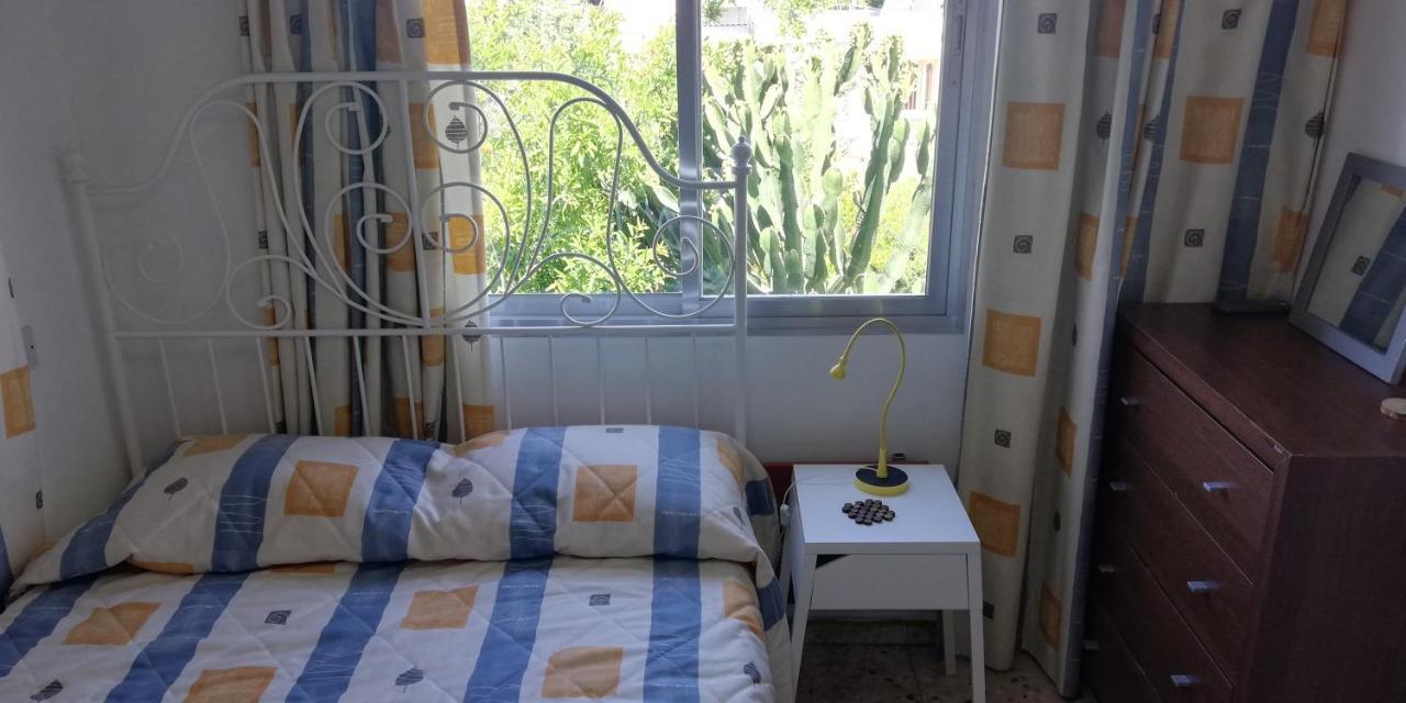 Family Nest In The Heart Of Limassol Villa Екстериор снимка